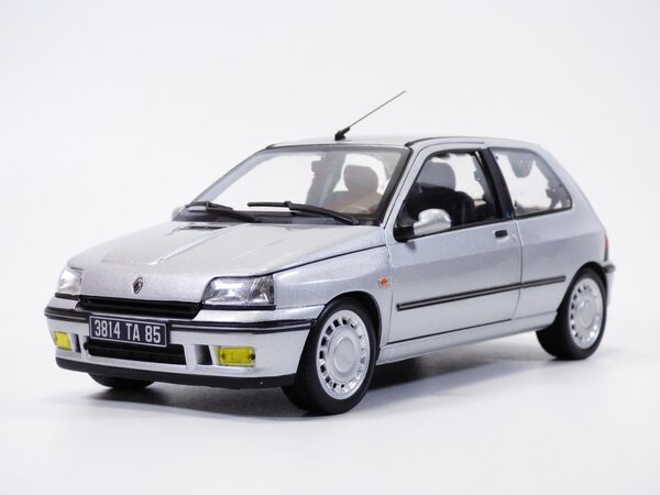 Renault Renault Clio 16S 1992 - 1:18 - Norev Renault Renault Clio 16S 1992 - 1:18 - Norev