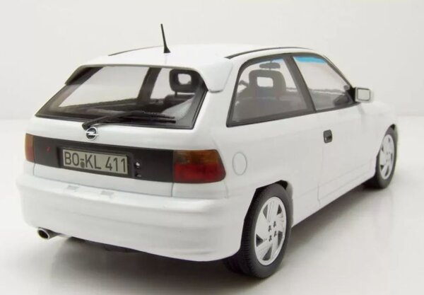Opel Opel Astra GSi 1991 - 1:18 - Norev Opel Opel Astra GSi 1991 - 1:18 - Norev