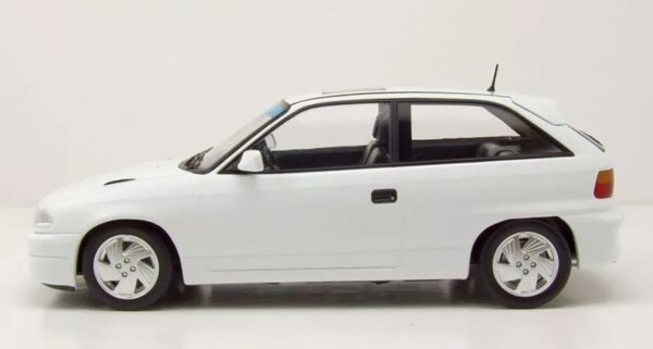 Opel Opel Astra GSi 1991 - 1:18 - Norev Opel Opel Astra GSi 1991 - 1:18 - Norev