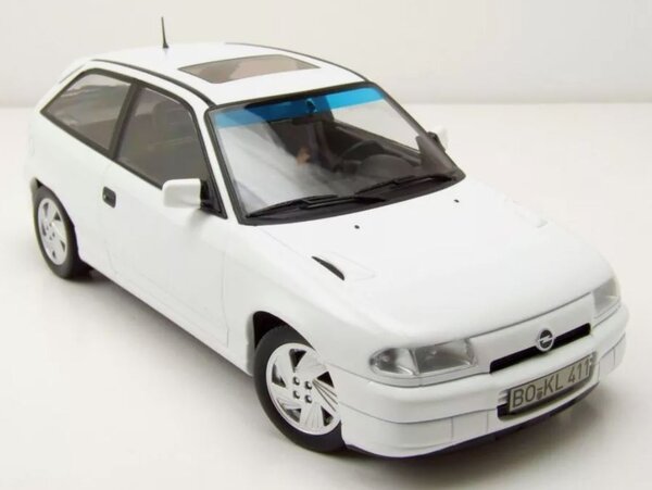 Opel Opel Astra GSi 1991 - 1:18 - Norev Opel Opel Astra GSi 1991 - 1:18 - Norev