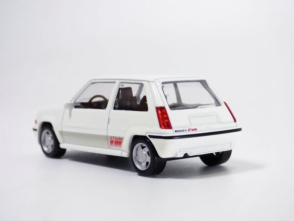 Renault Renault Supercinq GT Turbo PH II 1988 - 1:43 - Norev Renault Renault Supercinq GT Turbo PH II 1988 - 1:43 - Norev