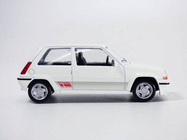 Renault Renault Supercinq GT Turbo PH II 1988 - 1:43 - Norev Renault Renault Supercinq GT Turbo PH II 1988 - 1:43 - Norev