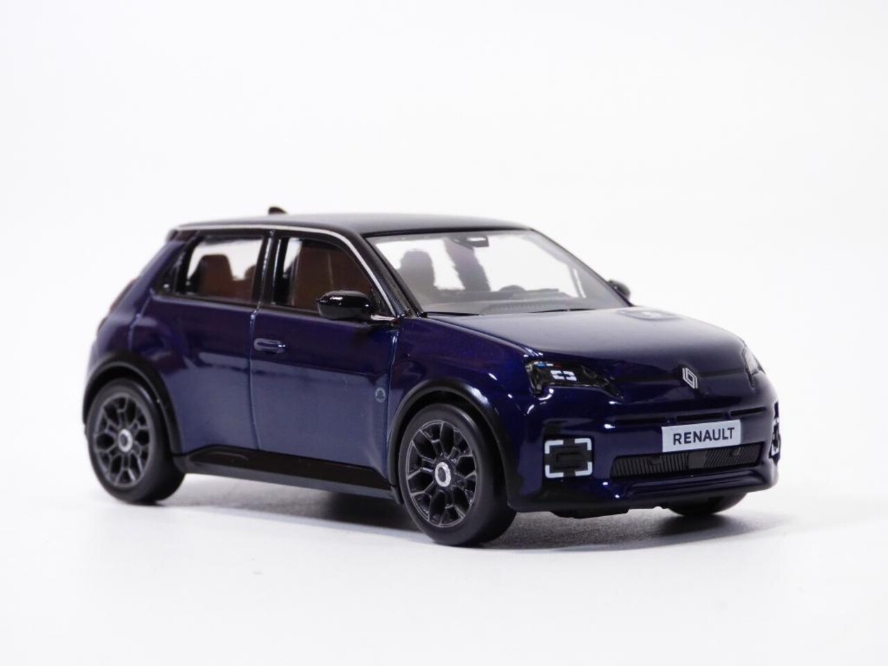 Renault Renault 5 E-Tech Electric 2025 - 1:43 - Norev Renault Renault 5 E-Tech Electric 2025 - 1:43 - Norev
