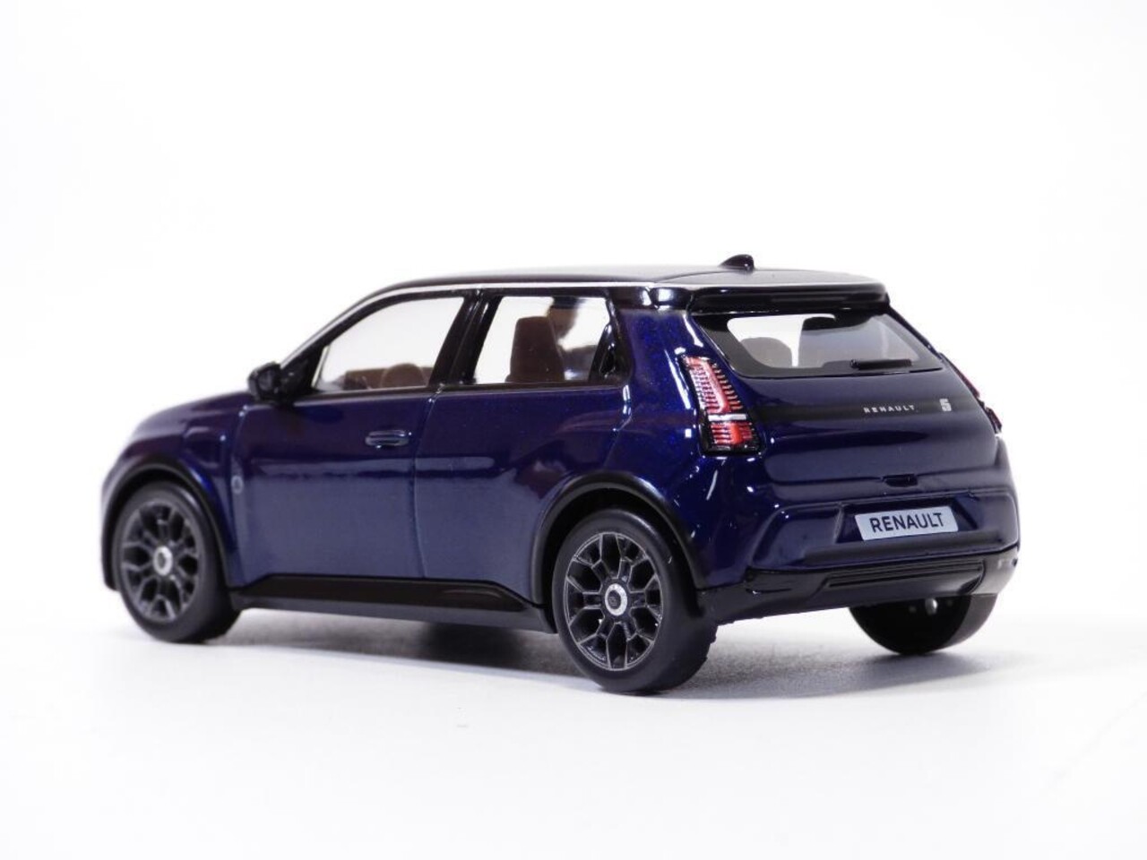 Renault Renault 5 E-Tech Electric 2025 - 1:43 - Norev Renault Renault 5 E-Tech Electric 2025 - 1:43 - Norev