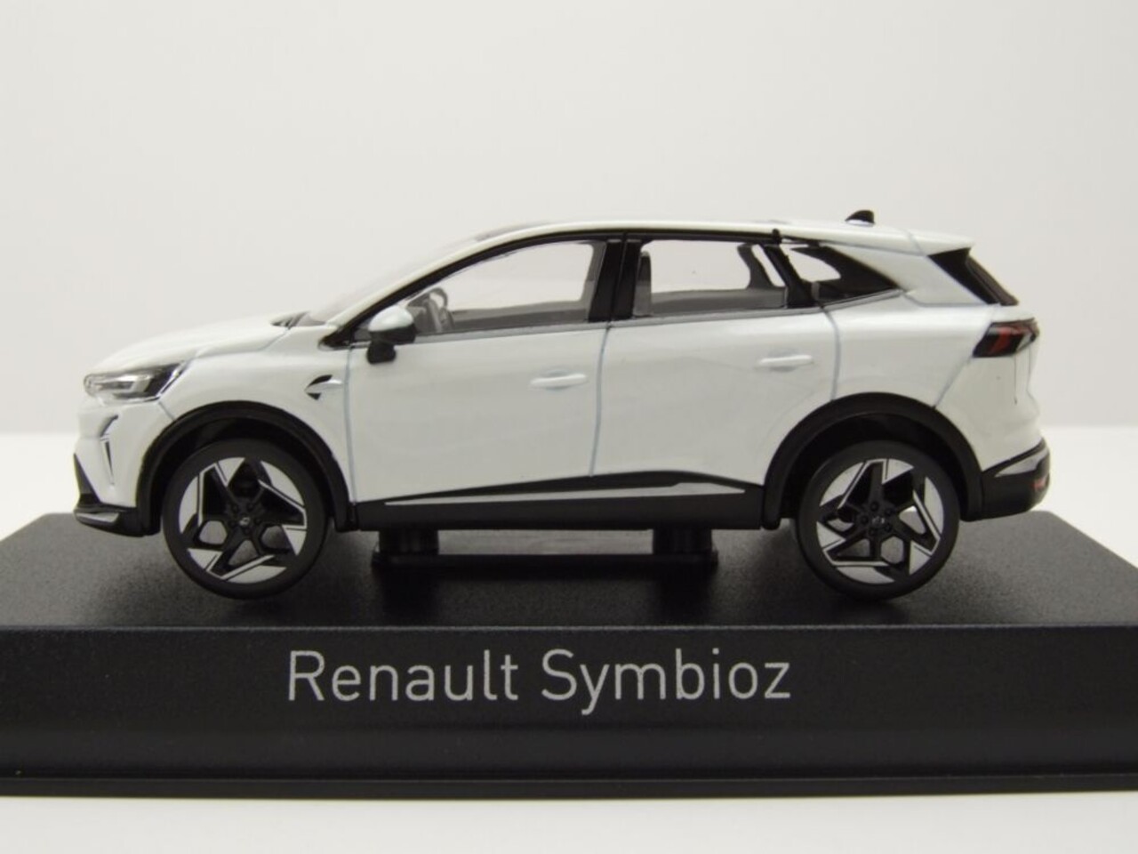 Renault Renault Symbioz Esprit Alpine 2024 - 1:43 - Norev Renault Renault Symbioz Esprit Alpine 2024 - 1:43 - Norev