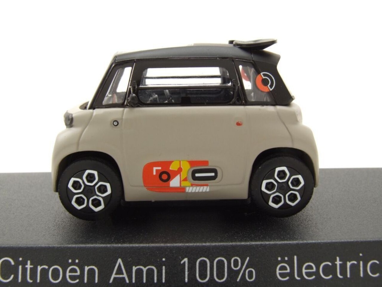 Citroen Citroen Ami 100% Electric 2025 'My Ami Peps' - 1:43 - Norev Citroen Citroen Ami 100% Electric 2025 'My Ami Peps' - 1:43 - Norev