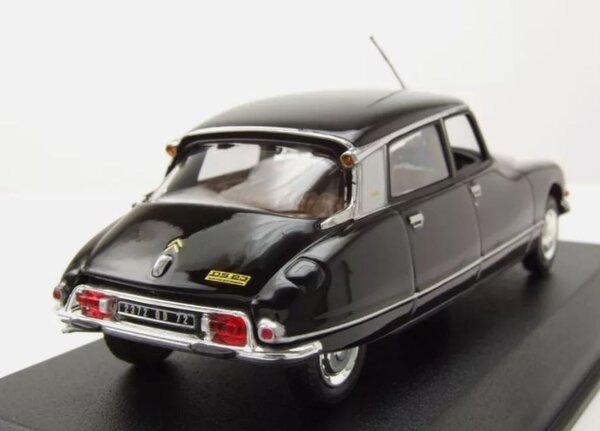 Citroen Citroen DS 23 Pallas 1972 - 1:43 - Norev Citroen Citroen DS 23 Pallas 1972 - 1:43 - Norev