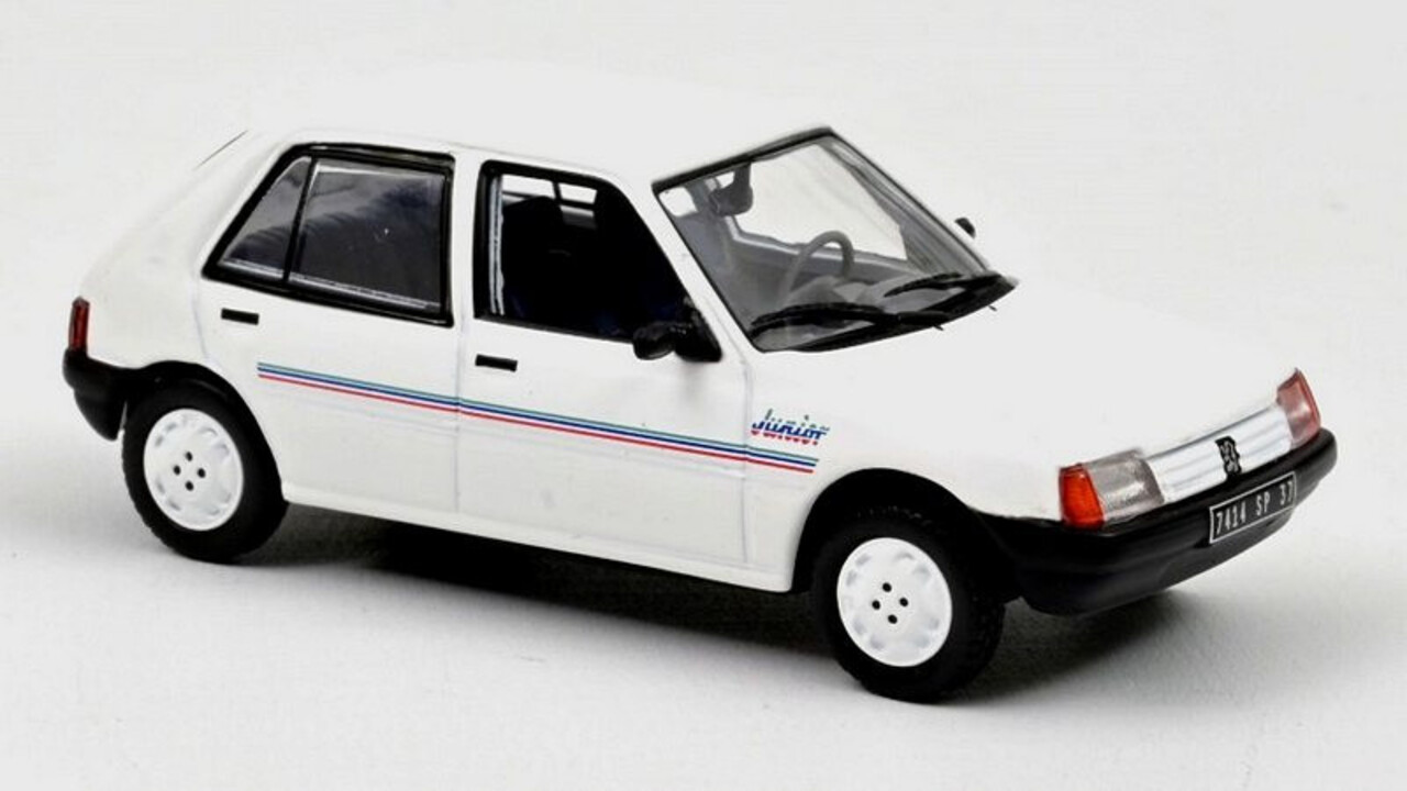 Peugeot Peugeot 205 5 P Junior 1988 - 1:43 - Norev Peugeot Peugeot 205 5 P Junior 1988 - 1:43 - Norev
