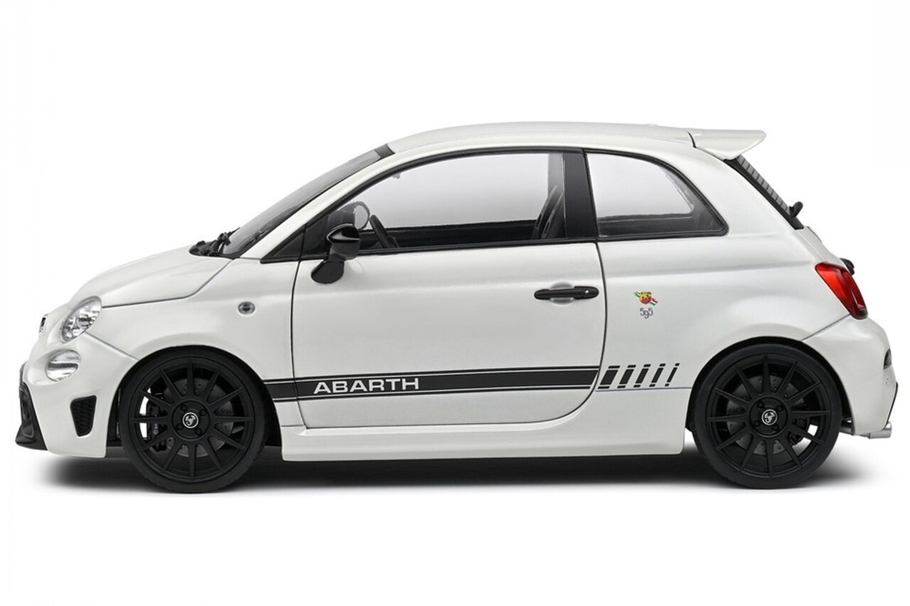 Fiat Fiat Nuova 500 Abarth 595 2022 - 1:18 - Solido Fiat Fiat Nuova 500 Abarth 595 2022 - 1:18 - Solido