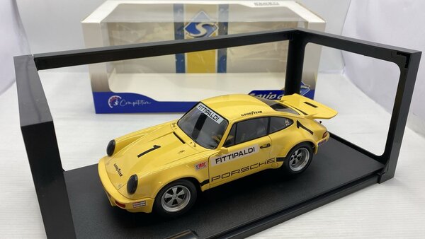 Porsche Porsche 911 Carrera 3.0 RSR #1 IROC Riverside (USA) 1973  - 1:18 - Solido