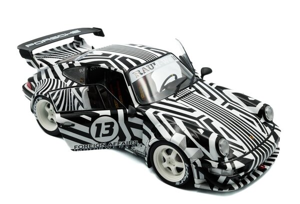 Porsche Porsche 911/964 #13 RWB Body Kit 'The Zebra' 1994 - 1:18 - Solido Porsche Porsche 911/964 #13 RWB Body Kit 'The Zebra' 1994 - 1:18 - Solido