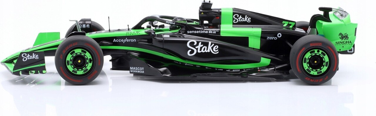 Formule 1 Sauber C44 Team Stake Kick #77 GP Bahrain 2024 - 1:18 - Solido Formule 1 Sauber C44 Team Stake Kick #77 GP Bahrain 2024 - 1:18 - Solido