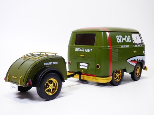 Volkswagen Volkswagen T1 Van Kool Combi + Trailer 'Army Fighter' 1950 - 1:18 - Solido Volkswagen Volkswagen T1 Van Kool Combi + Trailer 'Army Fighter' 1950 - 1:18 - Solido