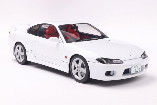 Nissan Nissan Silvia S15 Spec R Aero 1999 - 1:18 - Solido