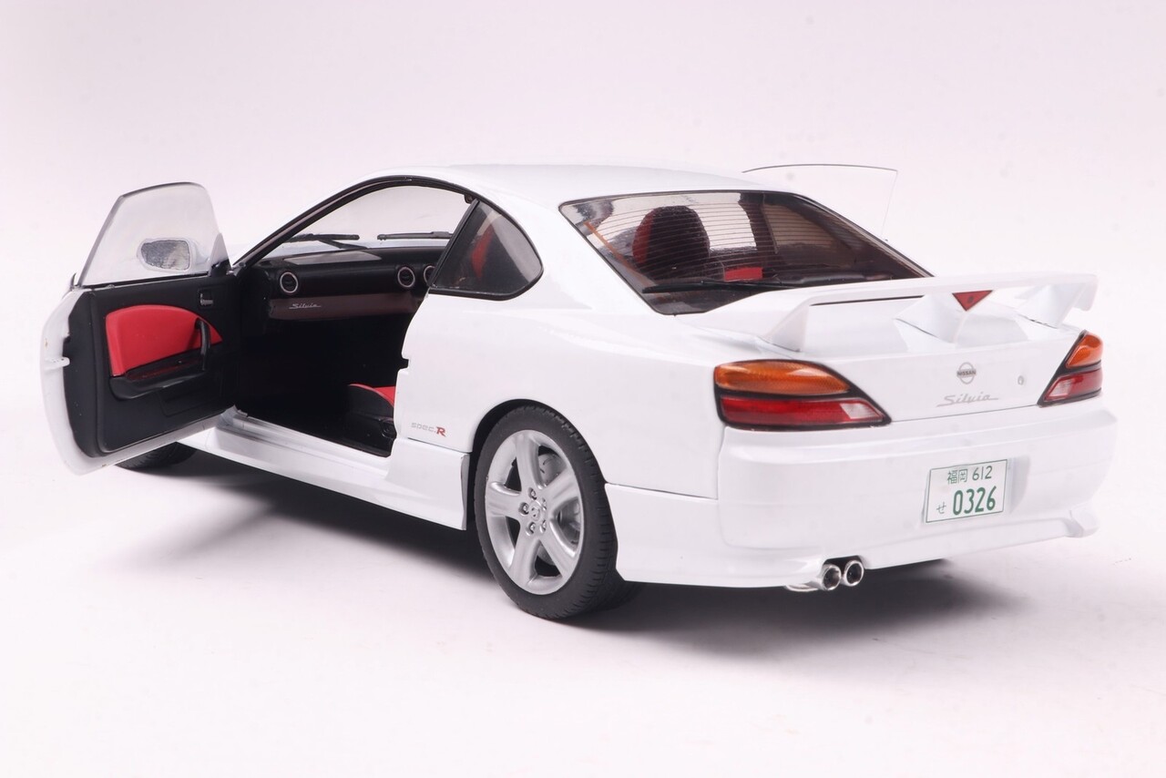 Nissan Nissan Silvia S15 Spec R Aero 1999 - 1:18 - Solido