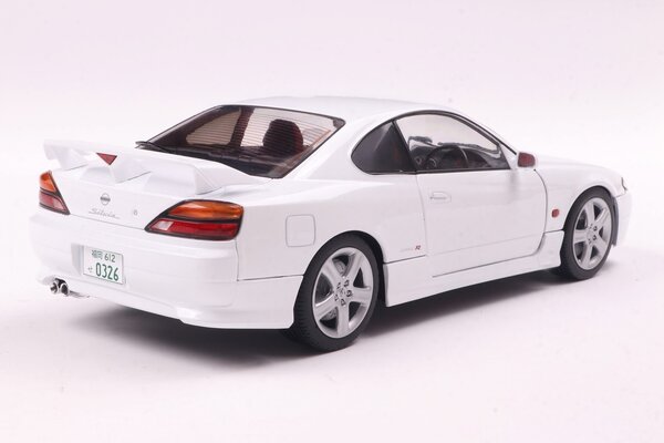 Nissan Nissan Silvia S15 Spec R Aero 1999 - 1:18 - Solido