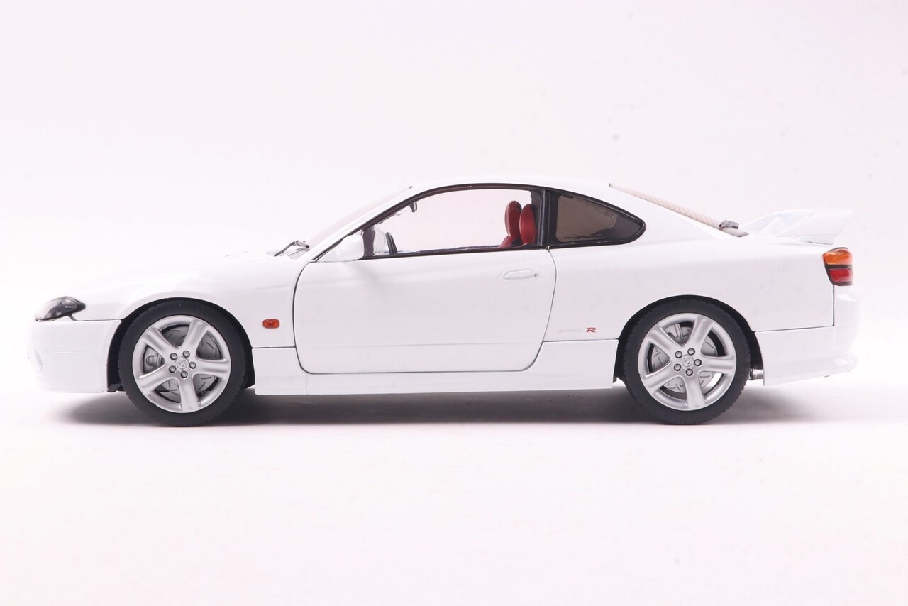 Nissan Nissan Silvia S15 Spec R Aero 1999 - 1:18 - Solido