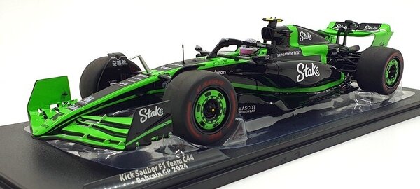 Formule 1 Sauber C44 Team Stake Kick #24 GP Bahrain 2024 - 1:18 - Solido