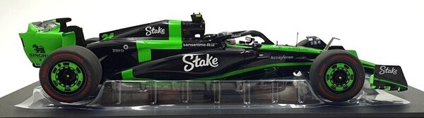 Formule 1 Sauber C44 Team Stake Kick #24 GP Bahrain 2024 - 1:18 - Solido