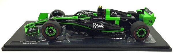 Formule 1 Sauber C44 Team Stake Kick #24 GP Bahrain 2024 - 1:18 - Solido