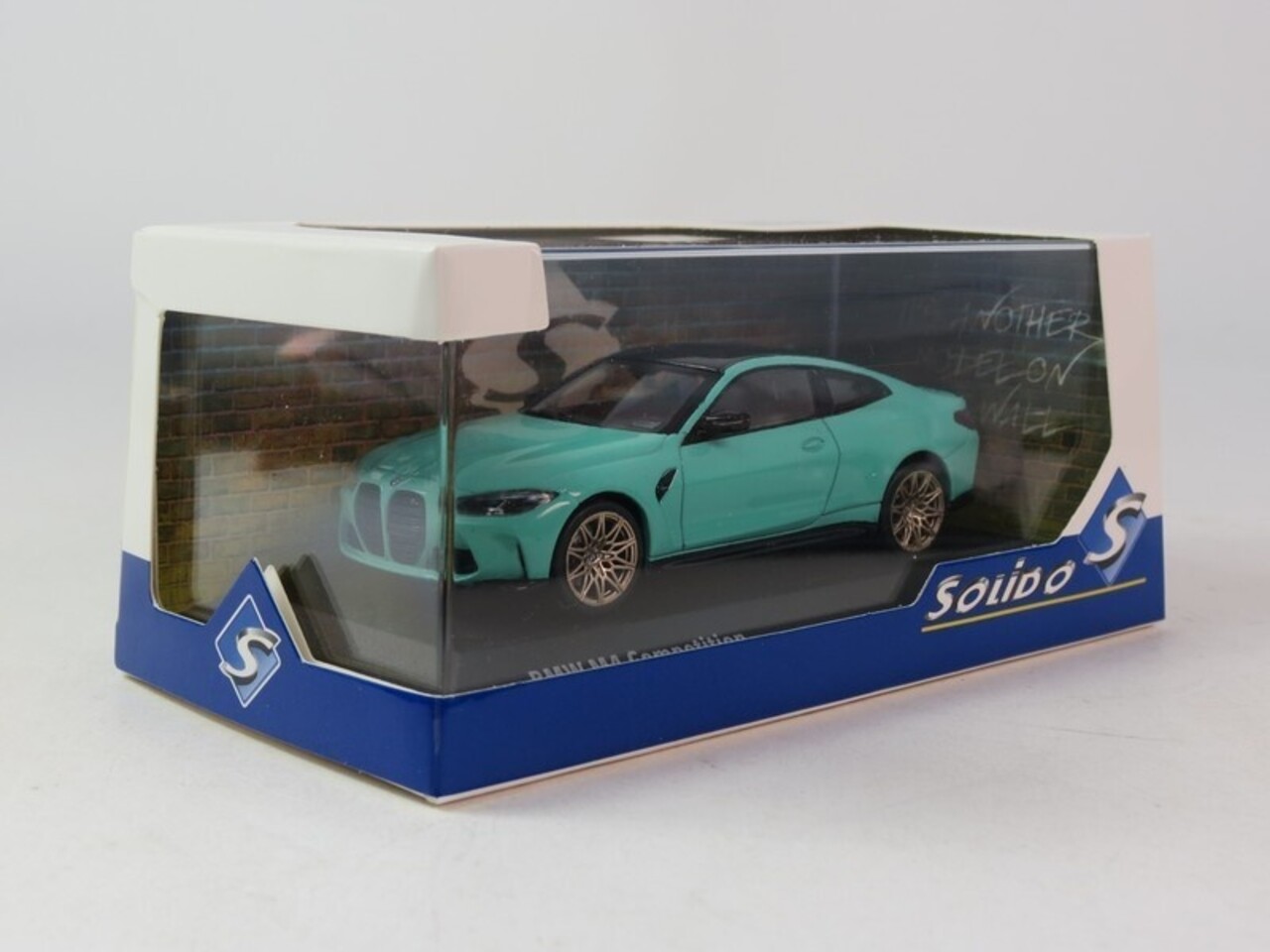 BMW BMW M4 Competition 2023 - 1:43 - Solido