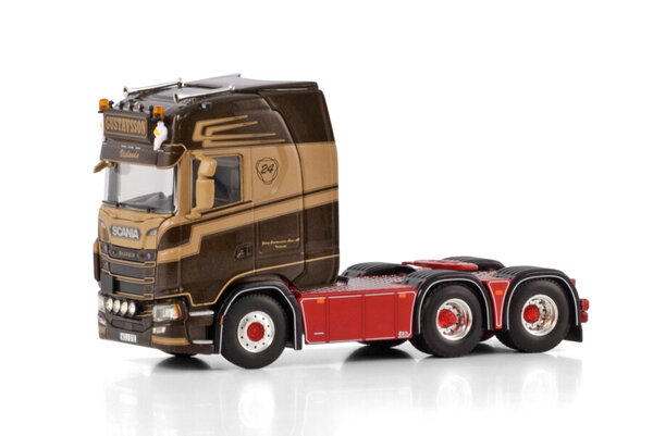 Scania Scania S Highline CS20H 6x2 Tag Axle 'Gustavsson' - 1:50 - WSI Models Scania Scania S Highline CS20H 6x2 Tag Axle 'Gustavsson' - 1:50 - WSI Models