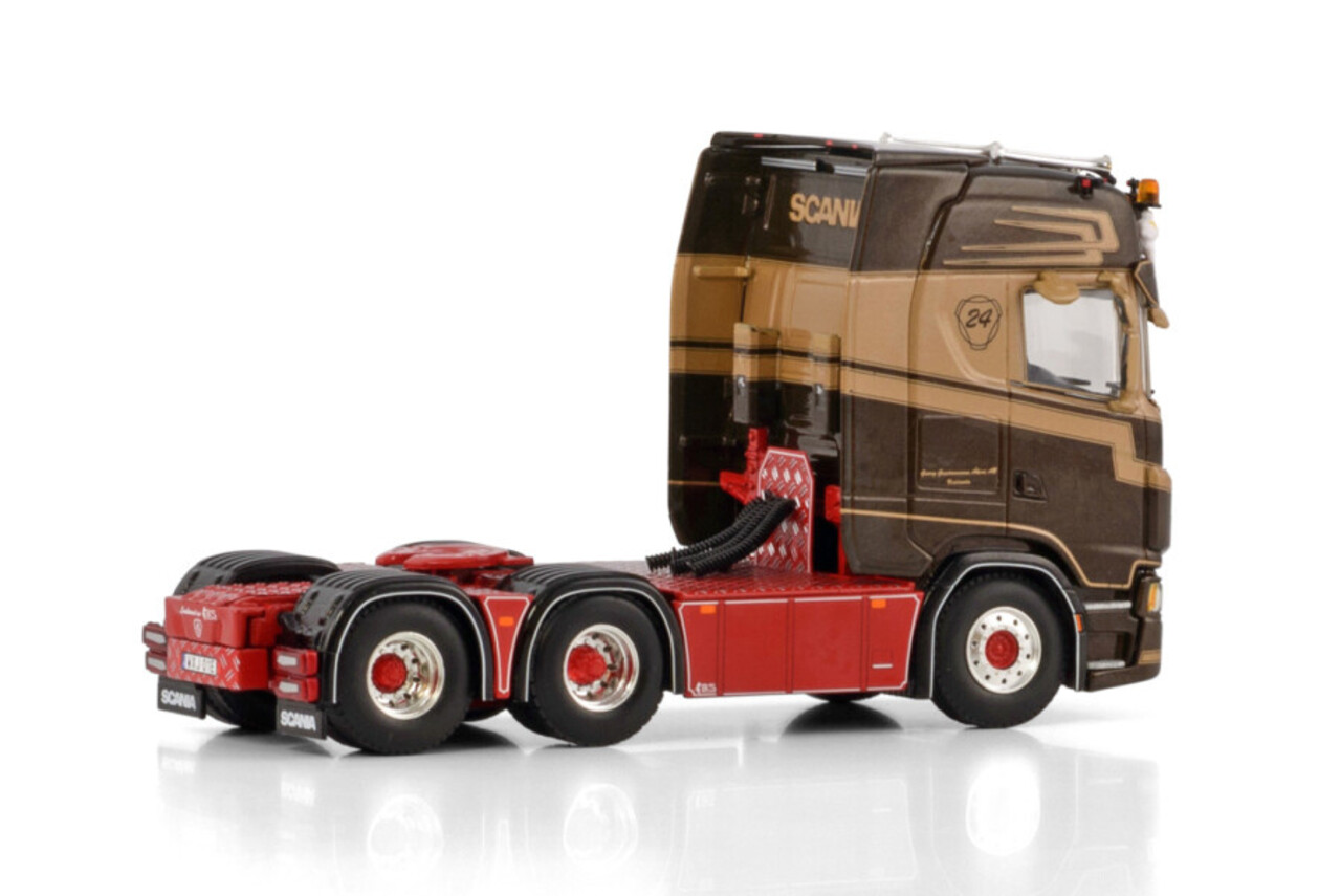 Scania Scania S Highline CS20H 6x2 Tag Axle 'Gustavsson' - 1:50 - WSI Models Scania Scania S Highline CS20H 6x2 Tag Axle 'Gustavsson' - 1:50 - WSI Models