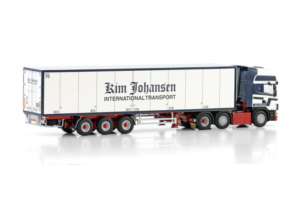 Scania Scania 4 Series Topline 6x2 Twin Steer + Reefer Semitrailer 3 Axle 'Kim Johansen'  - 1:50 - WSI Models Scania Scania 4 Series Topline 6x2 Twin Steer + Reefer Semitrailer 3 Axle 'Kim Johansen'  - 1:50 - WSI Models