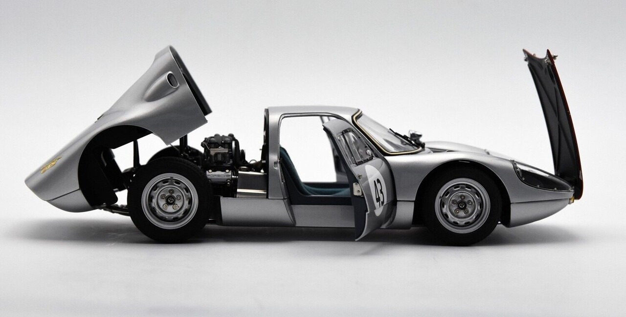 Porsche Porsche 904 Carrera GTS #43 Silverstone International Grand Touring (UK) 1964 - 1:18 - CMC