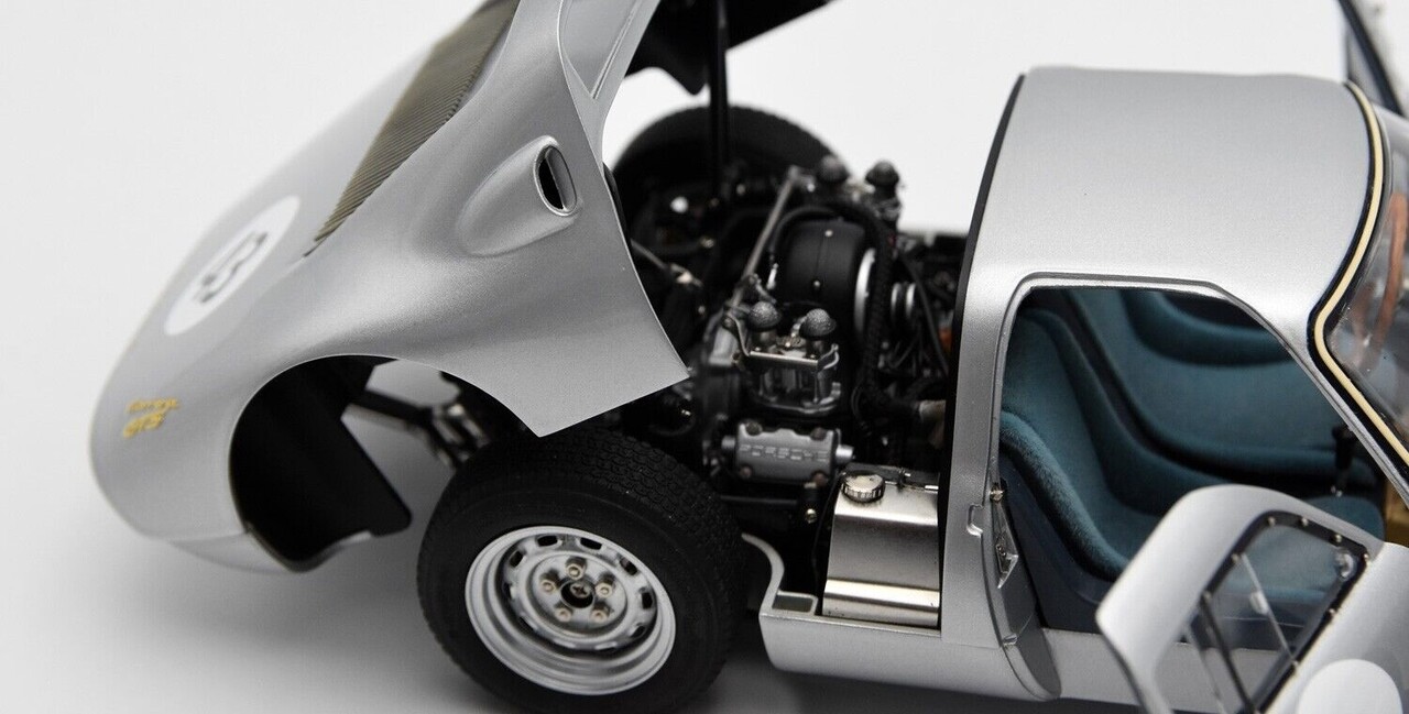 Porsche Porsche 904 Carrera GTS #43 Silverstone International Grand Touring (UK) 1964 - 1:18 - CMC