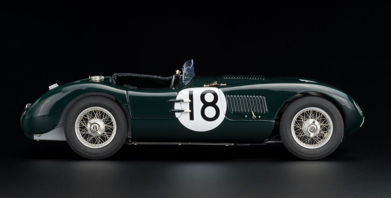 Jaguar Jaguar C-Type #18 Winner 24H Le Mans 1953 - 1:18 - CMC Jaguar Jaguar C-Type #18 Winner 24H Le Mans 1953 - 1:18 - CMC