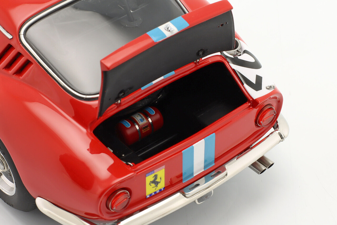 Ferrari Ferrari 275 GTB/C #26 24H Le Mans 1966 - 1:18 - CMC
