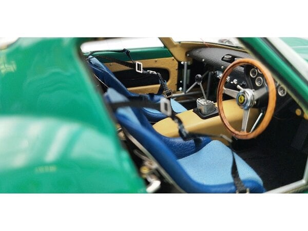 Ferrari Ferrari 250 GTO #44 Silverstone (UK) 1963 - 1:18 - CMC