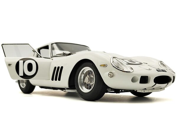 Ferrari Ferrari 250 GTO #10 2nd Tourist Trophy (UK) 1962 - 1:18 - CMC