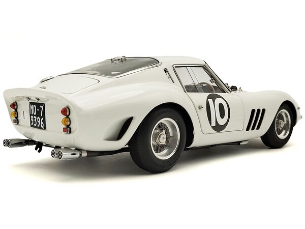 Ferrari Ferrari 250 GTO #10 2nd Tourist Trophy (UK) 1962 - 1:18 - CMC
