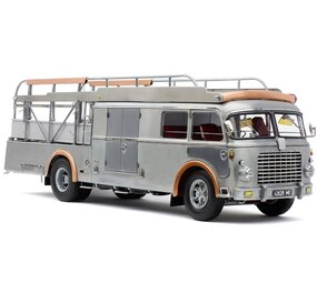 Fiat Fiat 642RN2 Truck Bartoletti Ferrari Car Transporter (Raw Metal) 1957 - 1:18 - CMC Fiat Fiat 642RN2 Truck Bartoletti Ferrari Car Transporter (Raw Metal) 1957 - 1:18 - CMC