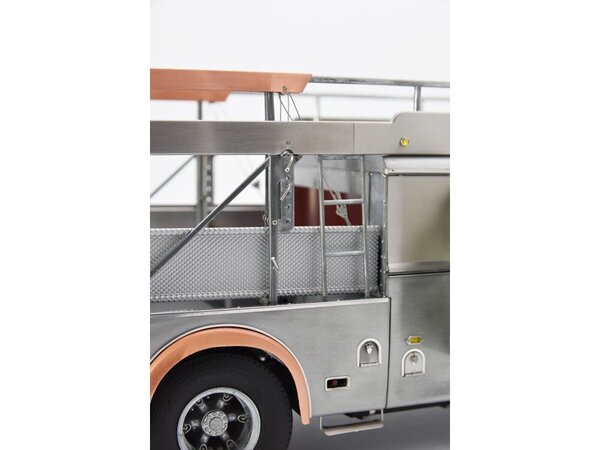 Fiat Fiat 642RN2 Truck Bartoletti Ferrari Car Transporter (Raw Metal) 1957 - 1:18 - CMC Fiat Fiat 642RN2 Truck Bartoletti Ferrari Car Transporter (Raw Metal) 1957 - 1:18 - CMC