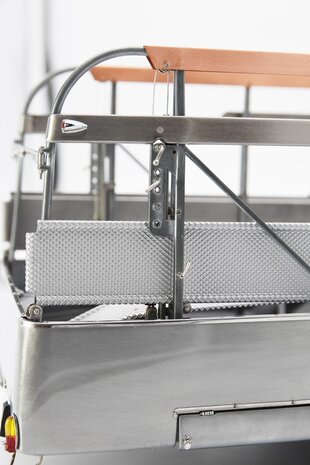 Fiat Fiat 642RN2 Truck Bartoletti Ferrari Car Transporter (Raw Metal) 1957 - 1:18 - CMC Fiat Fiat 642RN2 Truck Bartoletti Ferrari Car Transporter (Raw Metal) 1957 - 1:18 - CMC