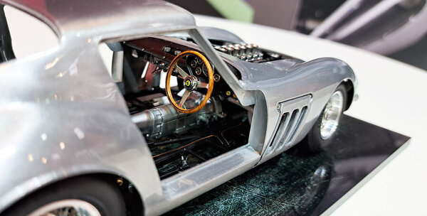 Ferrari Ferrari 250 GTO RHD 1962/1964 Special Model Techno Classica 2024 - 1:18 - CMC