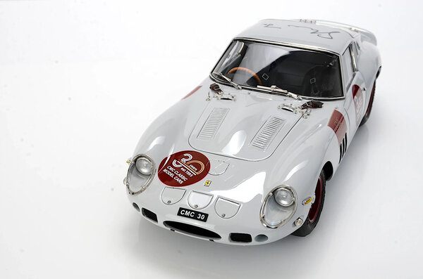 Ferrari Ferrari 250 GTO 30th Anniversary of CMC (Signature by CEO CMC Mrs.Jia)  - 1:18 - CMC