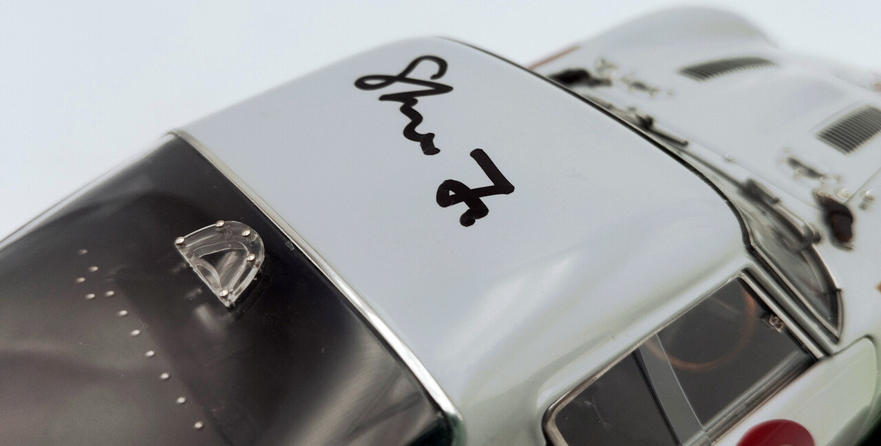 Ferrari Ferrari 250 GTO 30th Anniversary of CMC (Signature by CEO CMC Mrs.Jia)  - 1:18 - CMC