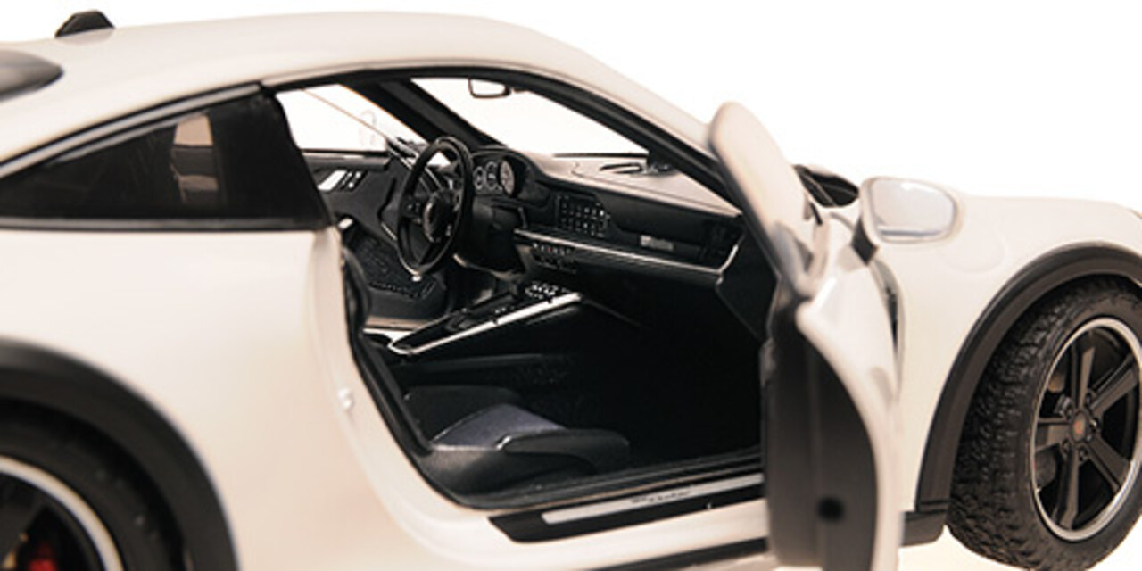 Porsche Porsche 911 Dakar 2022 - 1:18 - Minichamps Porsche Porsche 911 Dakar 2022 - 1:18 - Minichamps