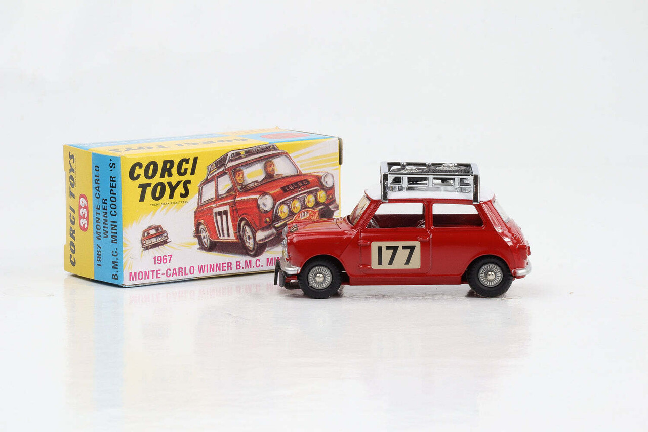 Mini Mini Cooper S #117 + Roof Rack + 2 Spare Tires Winner Rally Monte Carlo 1967 - 1:43 - Corgi Mini Mini Cooper S #117 + Roof Rack + 2 Spare Tires Winner Rally Monte Carlo 1967 - 1:43 - Corgi