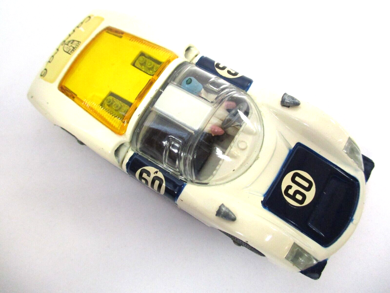 Porsche Porsche 906 Carrera 6 #60 1967 + Driver Figure - 1:43 - Corgi Porsche Porsche 906 Carrera 6 #60 1967 + Driver Figure - 1:43 - Corgi