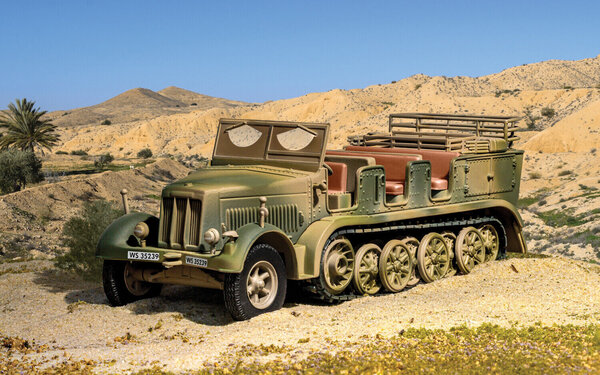 Half-Track Half Track Kraus-Maffei Cingolato 1942 - 1:50 - Corgi Half-Track Half Track Kraus-Maffei Cingolato 1942 - 1:50 - Corgi