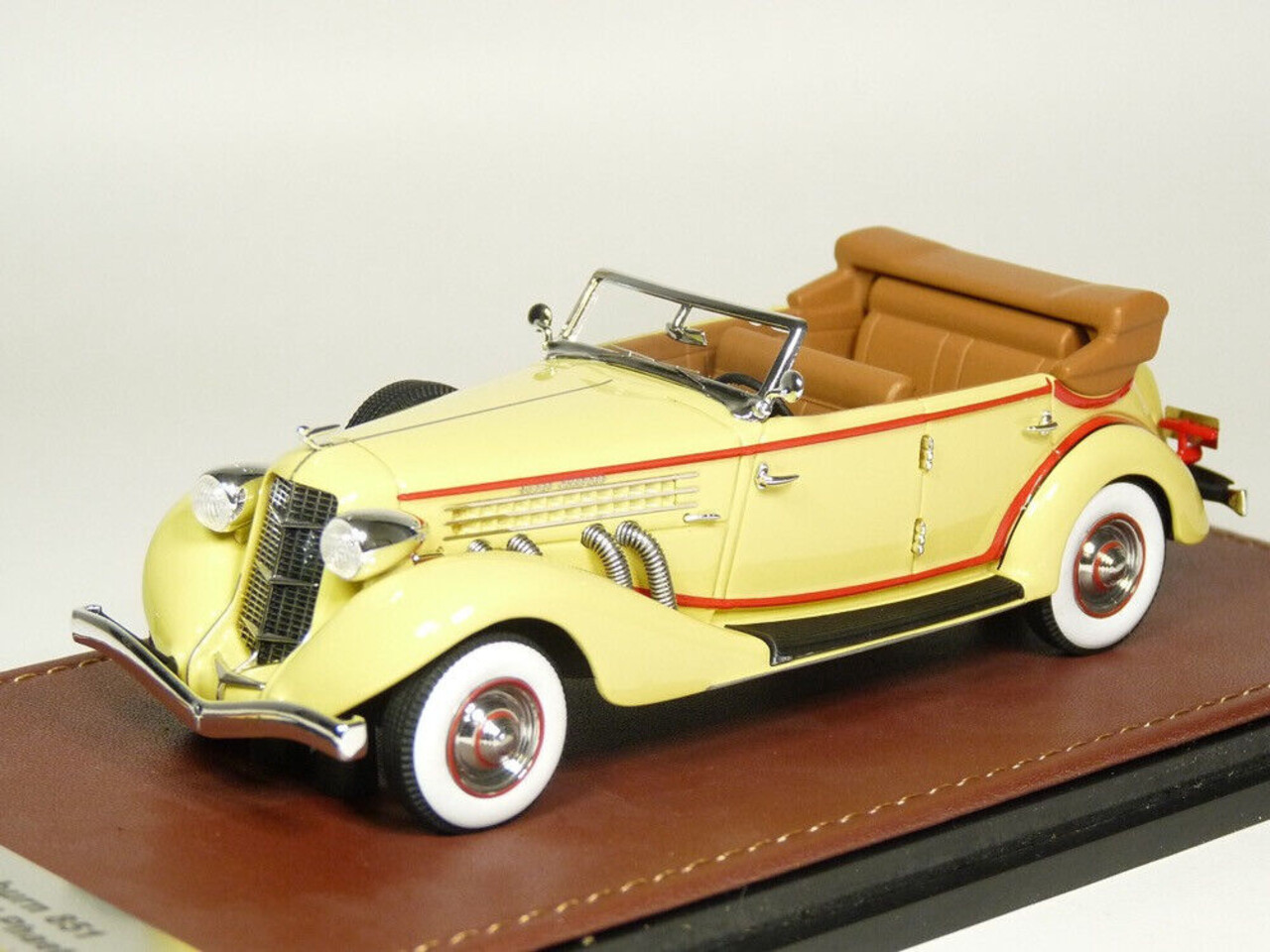Auburn Auburn 851 Supercharged Phaeton Cabriolet Open 1935 - 1:43 - GLM (Great Lighting Models) Auburn Auburn 851 Supercharged Phaeton Cabriolet Open 1935 - 1:43 - GLM (Great Lighting Models)