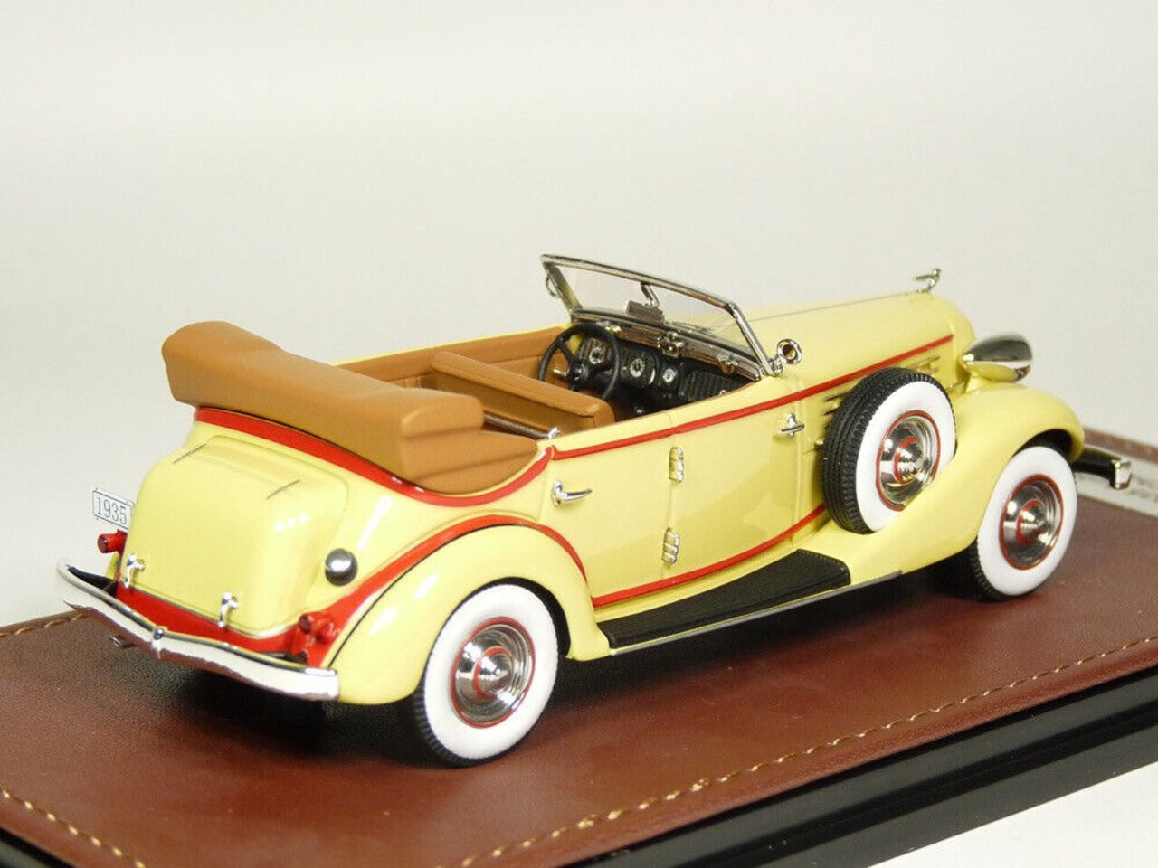 Auburn Auburn 851 Supercharged Phaeton Cabriolet Open 1935 - 1:43 - GLM (Great Lighting Models) Auburn Auburn 851 Supercharged Phaeton Cabriolet Open 1935 - 1:43 - GLM (Great Lighting Models)