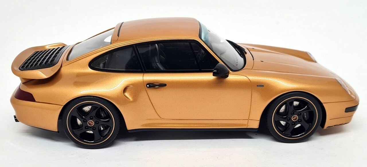 Porsche Porsche 911 Turbo S Project Gold 2018 - 1:18 - GT Spirit