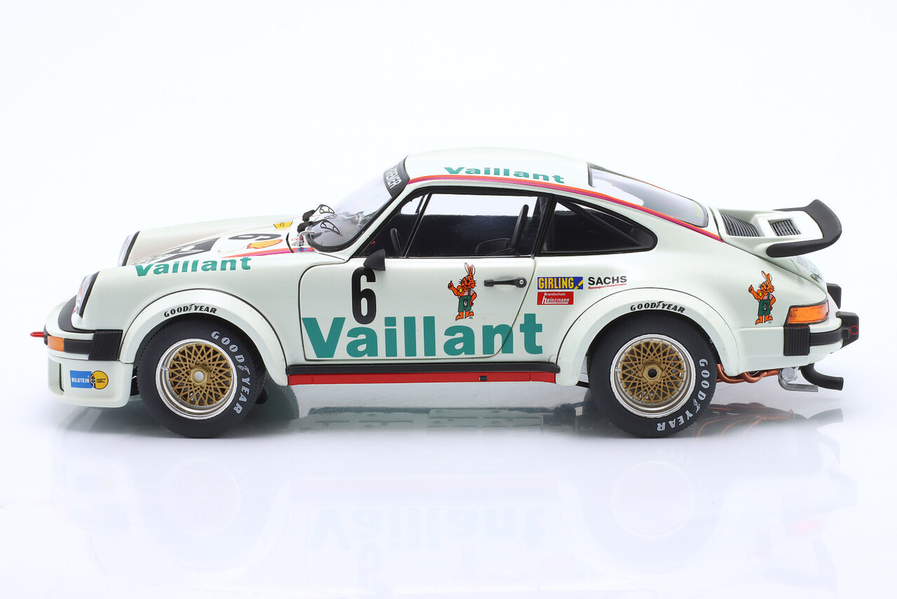Porsche Porsche 934 RSR #6 'Vaillant' - 1:18 - Schuco Porsche Porsche 934 RSR #6 'Vaillant' - 1:18 - Schuco