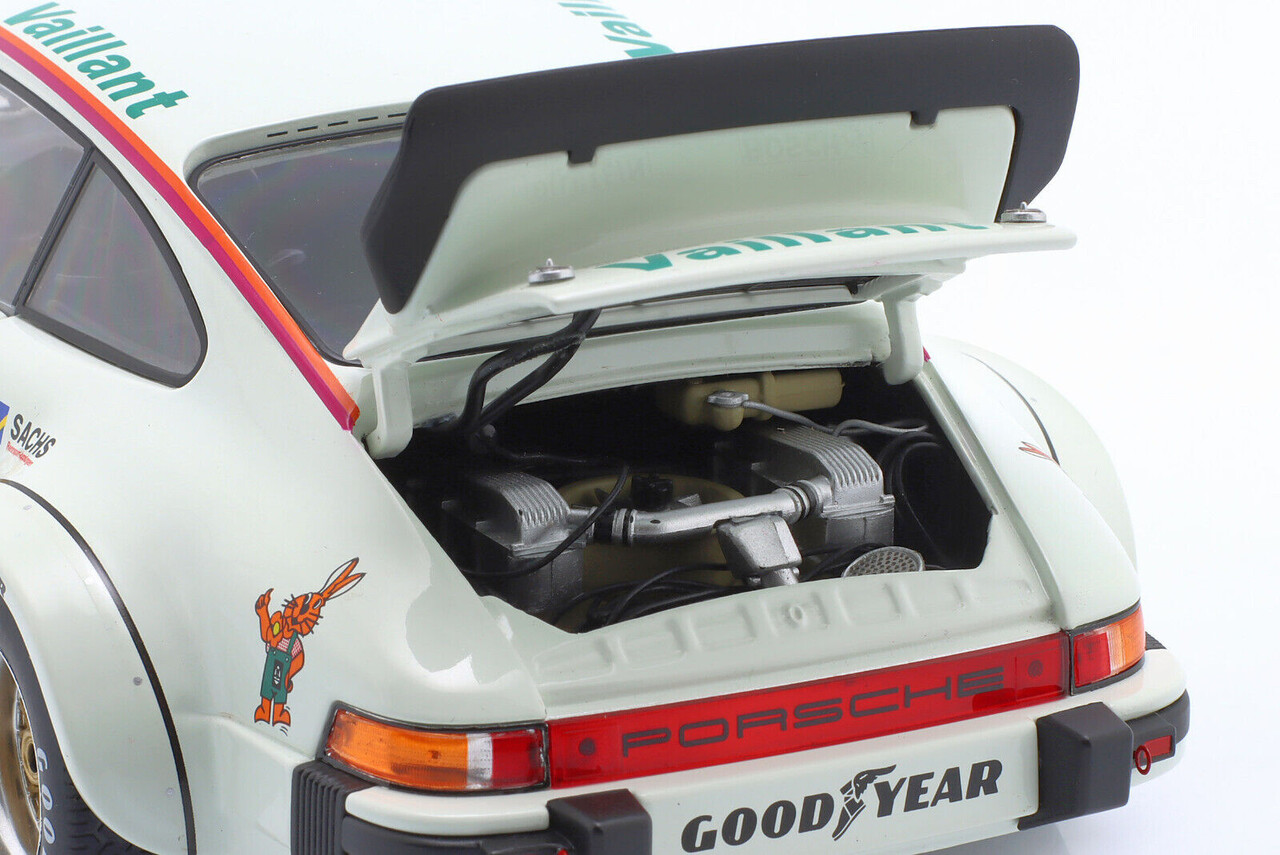 Porsche Porsche 934 RSR #6 'Vaillant' - 1:18 - Schuco Porsche Porsche 934 RSR #6 'Vaillant' - 1:18 - Schuco